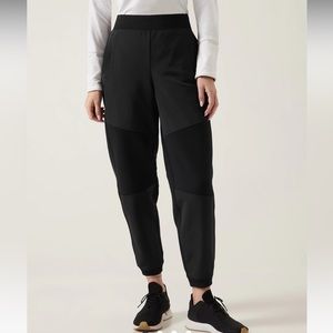 NWT Athlete Get Set Hybrid Jogger black